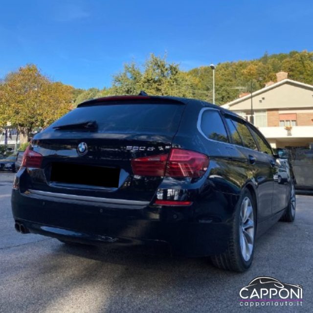 BMW 520 D XDRIVE 4X4 - foto 3 di 4