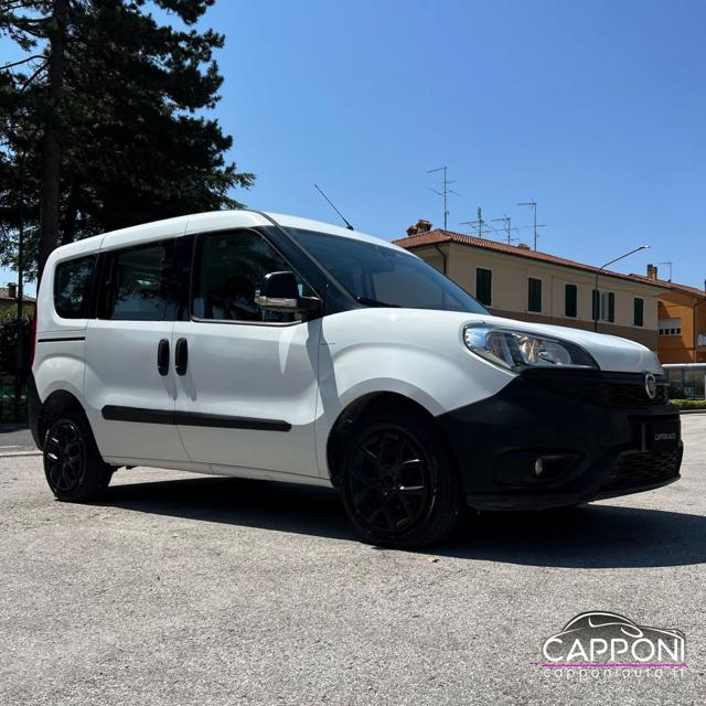 Fiat Doblo 1.3 MJT N1 AUTOCARRO IVA DED 5 POSTI usato a SANT ANGELO IN VADO
