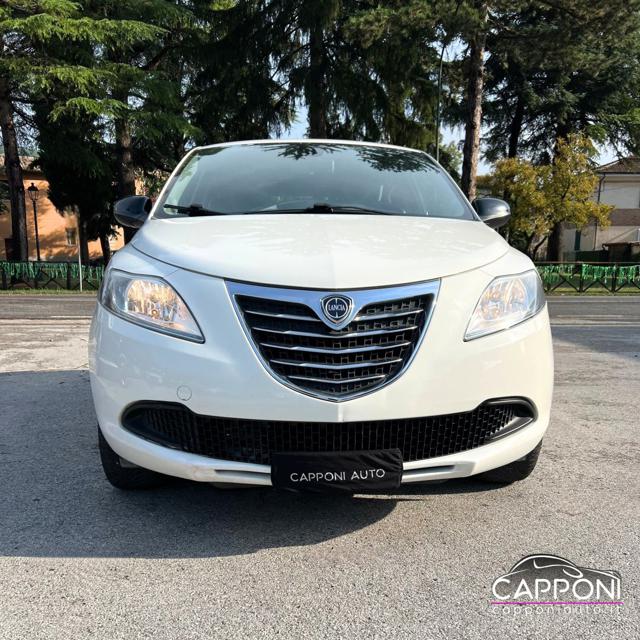 Lancia Ypsilon Ecochic 85 CV 5 porte Metano OK NEOPATENTATI - foto 2 di 4
