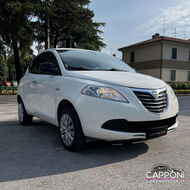 Lancia Ypsilon Ecochic 85 CV 5 porte Metano OK NEOPATENTATI usato a SANT ANGELO IN VADO