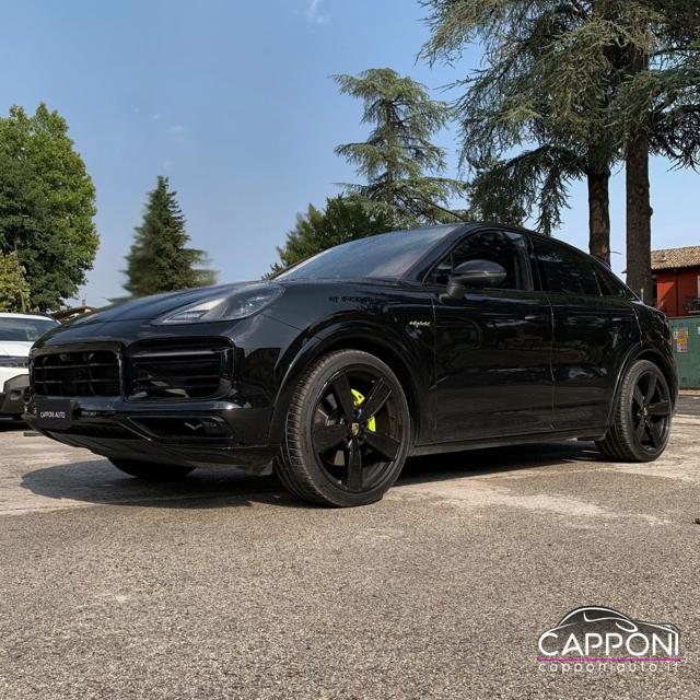 Porsche Cayenne Coupé 3.0 V6 E-Hybrid Platinum Edition ufficiale usato a SANT ANGELO IN VADO