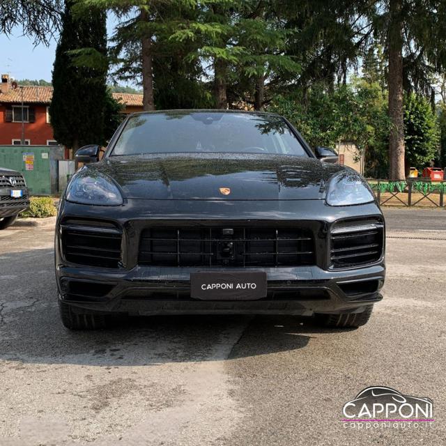 Porsche Cayenne Coupé 3.0 V6 E-Hybrid Platinum Edition ufficiale - foto 2 di 4