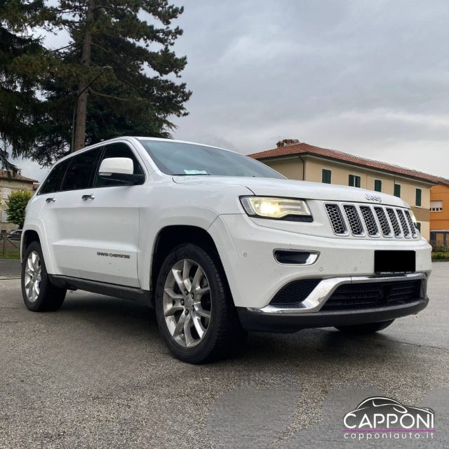 Jeep Grand Cherokee 250 CV Summit usato a SANT ANGELO IN VADO