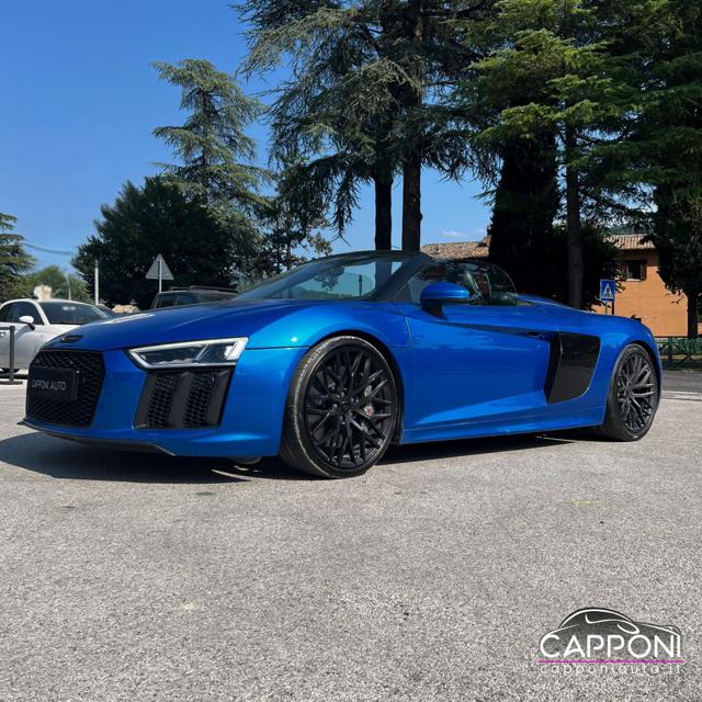 Audi R8 Spyder 5.2 FSI quattro S tronic Cabrio - foto 3 di 4
