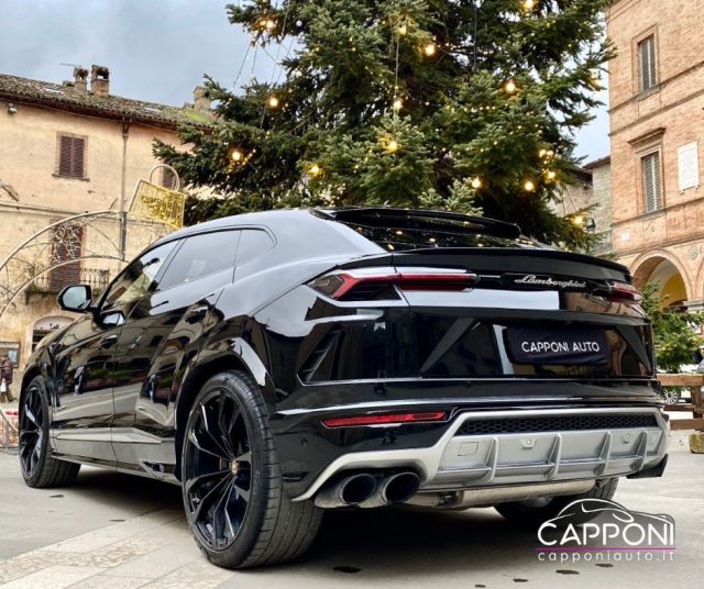 Lamborghini Urus 4.0 V8 aut. AWD 650 CV Total Black - foto 3 di 16
