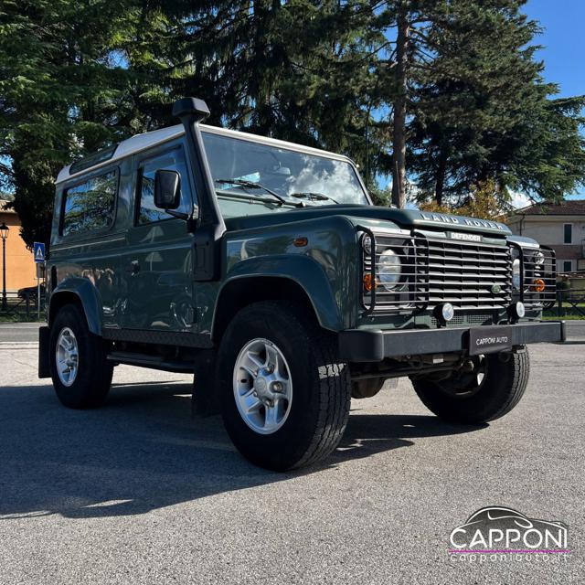 Land Rover Defender VI 90 2.4 td S SW usato a SANT ANGELO IN VADO
