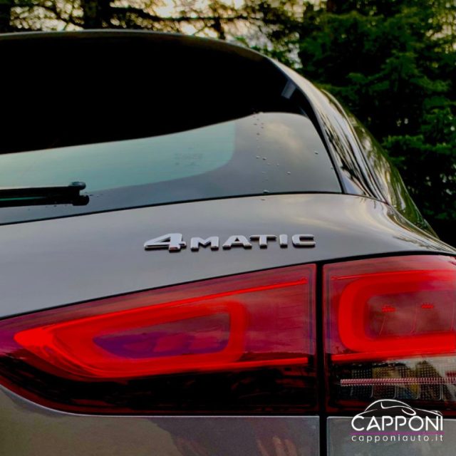 Mercedes-Benz GLA 220 d 4Matic AMG Line - foto 4 di 4