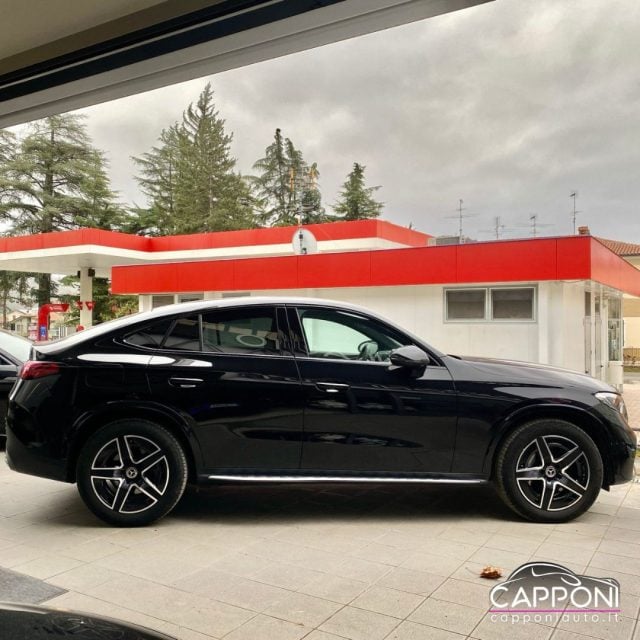 Mercedes-Benz GLC 220 d 4Matic Coupé AMG - foto 2 di 4