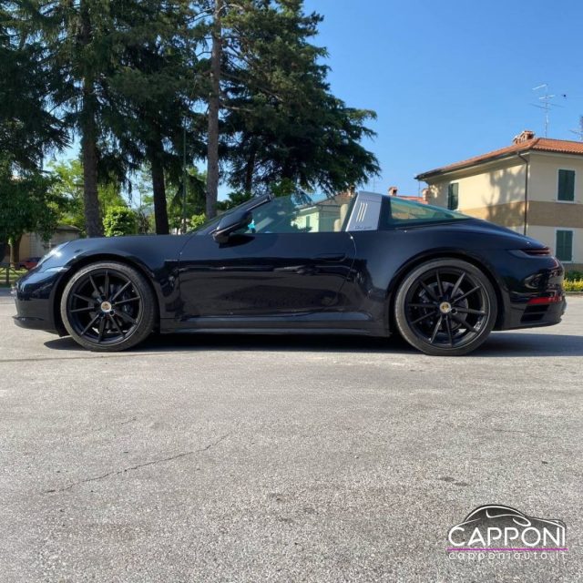 Porsche 992 992 Targa 4 Sportdesign - foto 3 di 4