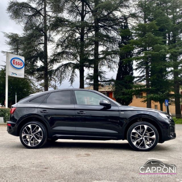 Audi Q5 Sportback 40 2.0 TDI quattro S line - foto 3 di 4