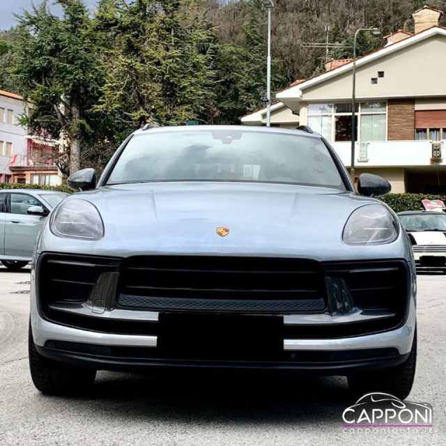 Porsche Macan 2.0 T - foto 2 di 4