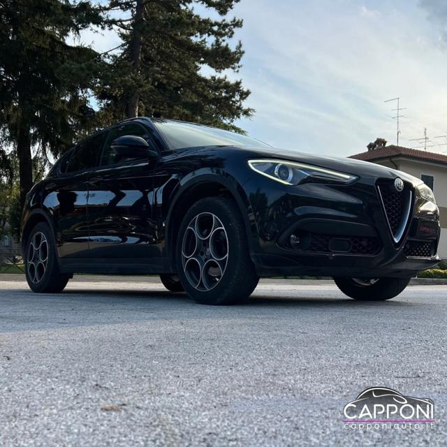 Alfa Romeo Stelvio 2.2 Turbodiesel 190 CV Q4 - foto 3 di 4