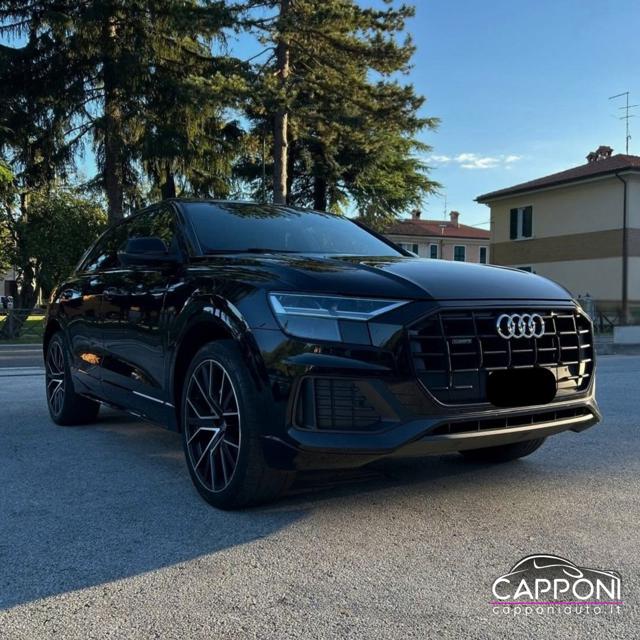 Audi Q8 50 TDI 286 CV quattro tiptronic, del 2019, 227.000 km, in vendita a Sant Angelo In Vado (PU)
