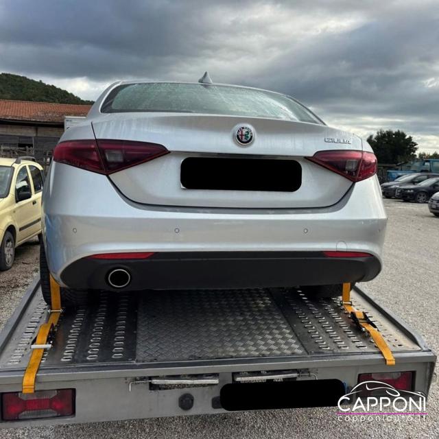 Alfa Romeo Giulia 2.2 Turbodiesel 150 CV motore da rivedere - foto 2 di 4
