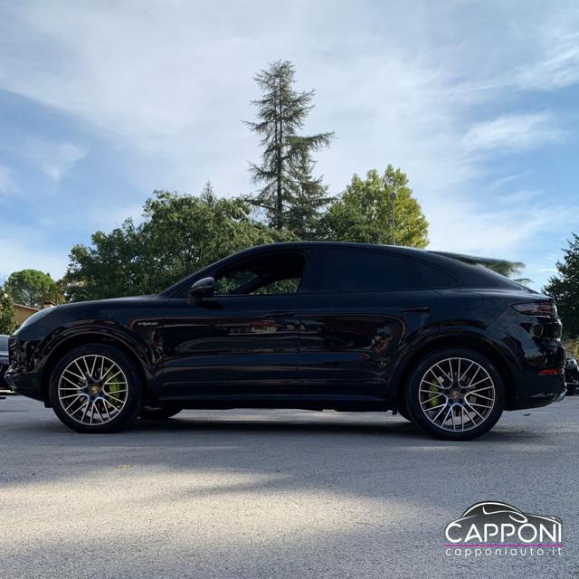 Porsche Cayenne Coupé 3.0 E-Hybrid - foto 4 di 4