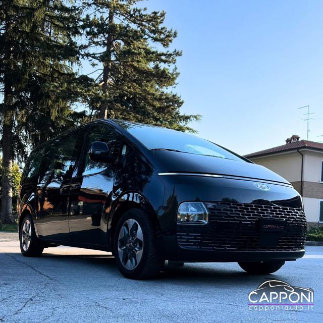 Hyundai STARIA 2.2 AT AWD 9 posti Wagon 4X4 PROMO, del 2024, 41.000 km, in vendita a Sant Angelo In Vado (PU)