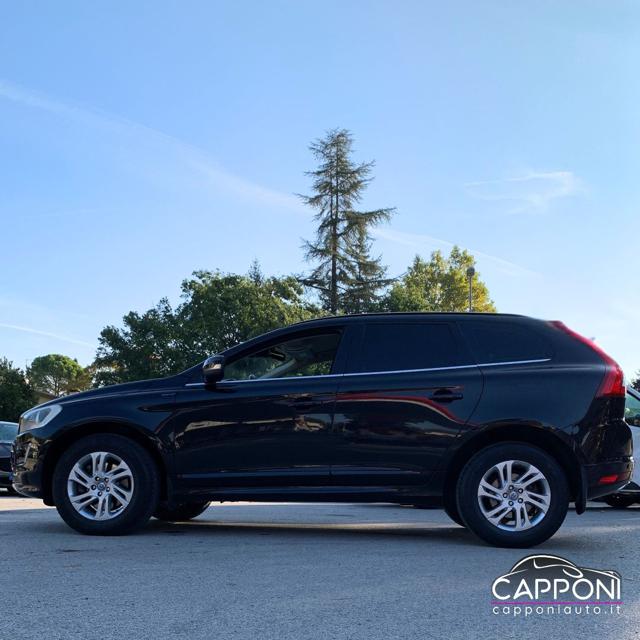 Volvo XC60 D4 AWD - foto 4 di 4