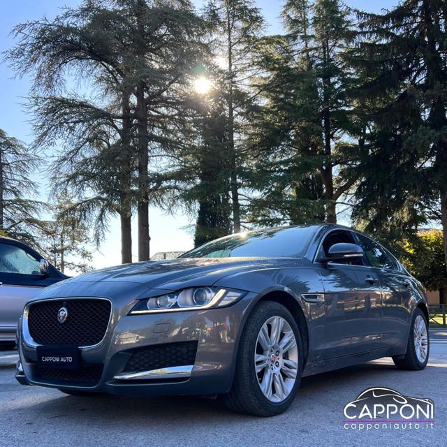 Jaguar XF 2.0 D 180 CV AWD aut. - foto 3 di 4