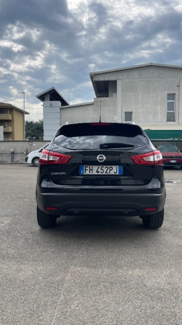 Nissan Qashqai 1.6 dCi 4WD N-Connecta - foto 4 di 4