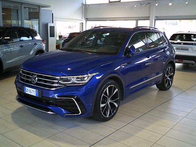 Volkswagen Tiguan 2.0 TDI 150 CV SCR DSG R-Line - foto 2 di 4