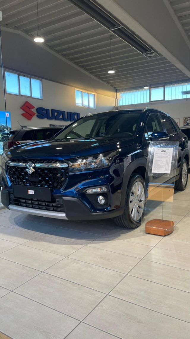 Suzuki S-Cross 1.4 Hybrid 4WD AllGrip Top nuovo a NOVARA