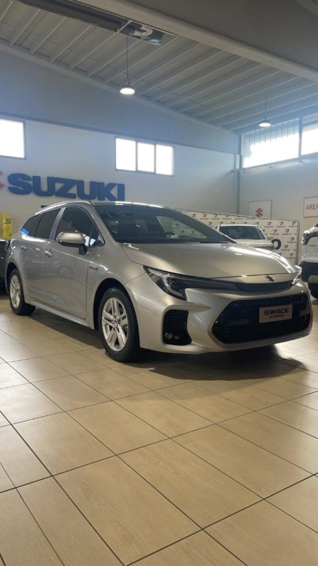 Suzuki Swace 1.8 Hybrid E-CVT 2WD Top nuovo a NOVARA