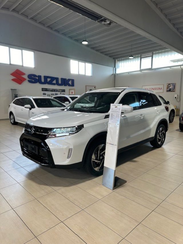 Suzuki Vitara 1.4 Hybrid Cool+ nuovo a NOVARA