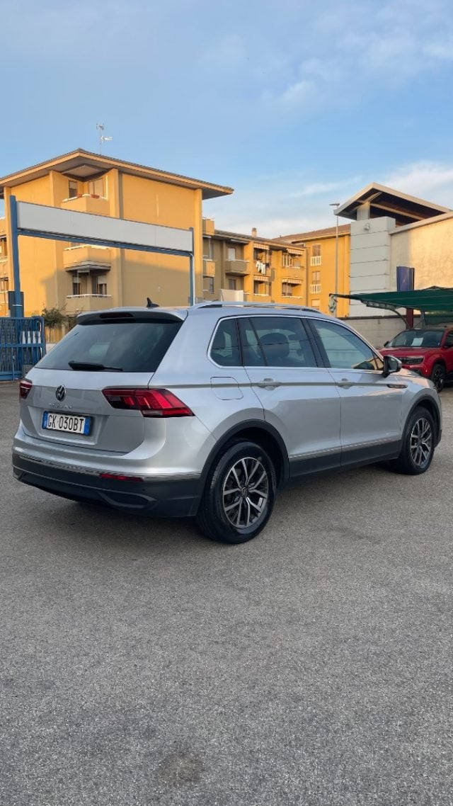Volkswagen Tiguan 1.5 TSI 150 CV ACT Life - foto 4 di 4
