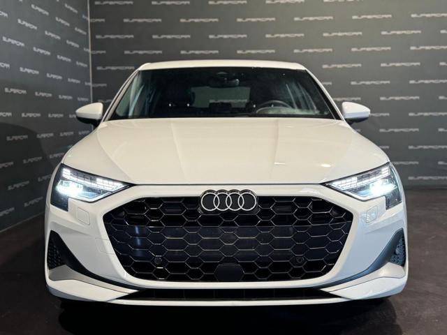 Audi A3 SPB 30 TFSI S tronic - foto 2 di 4