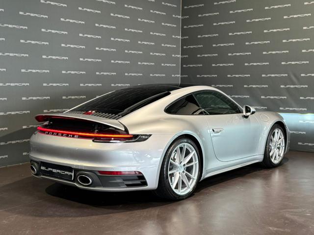 Porsche 911 Carrera - foto 3 di 4