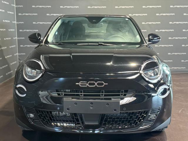 Fiat 600 Hybrid 145 CV DCT MHEV Pop - foto 2 di 4