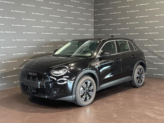 Fiat 600 Hybrid 145 CV DCT MHEV Pop, del 2025, 15.000 km, in vendita a Cittadella (PD)