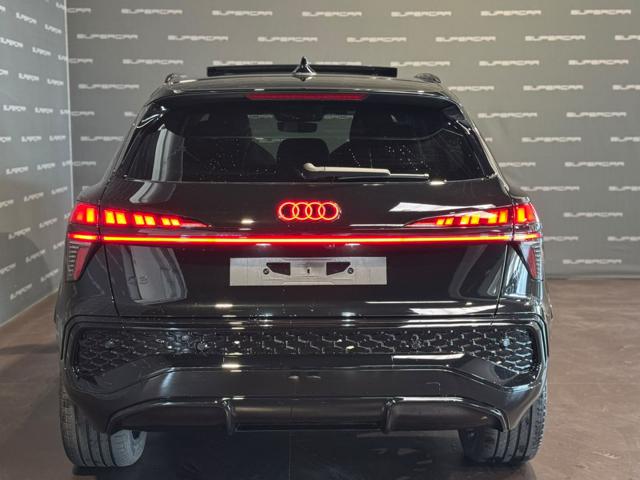 Audi Q3 TDI 110 kW S tronic S Line edition Black Line - foto 4 di 4