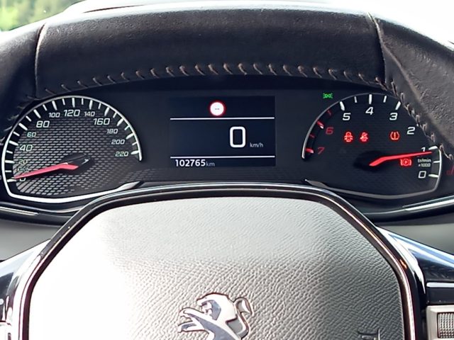 Peugeot 2008 BlueHDi 110 S&S Active, del 2021, 102.520 km, in vendita a San Giorgio A Liri (FR)