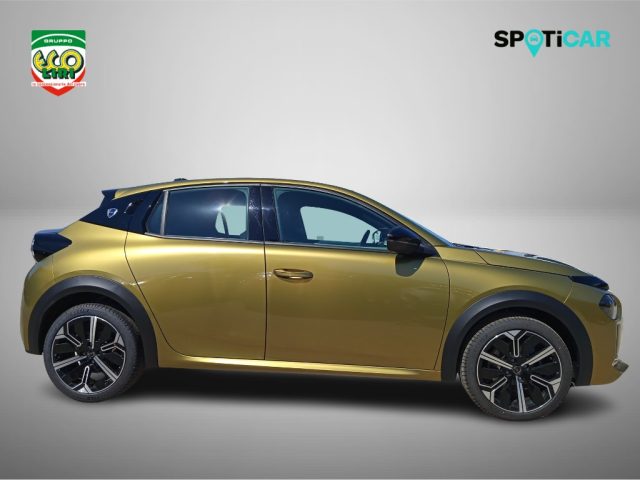 Lancia Ypsilon Hybrid e-DCT - foto 4 di 4
