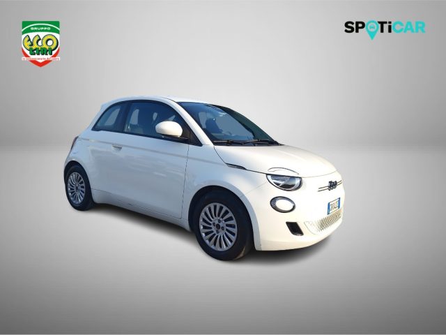 Fiat 500e Berlina 42 kWh - foto 3 di 4