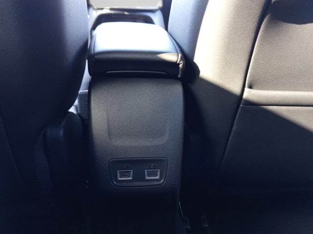 Lancia Ypsilon Hybrid e-DCT LX - foto 4 di 4