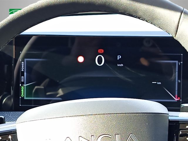 Lancia Ypsilon Hybrid e-DCT LX - foto 2 di 4