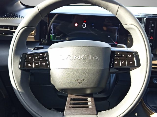 Lancia Ypsilon Hybrid e-DCT LX km 0 a SAN GIORGIO A LIRI