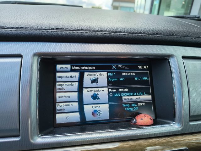 Jaguar XF 2.2 D 200 CV Premium Luxury, del 2014, 150.000 km, in vendita a San Giorgio A Liri (FR)