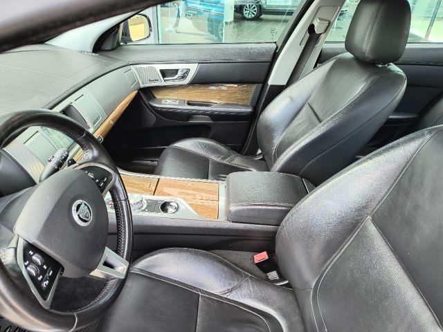 Jaguar XF 2.2 D 200 CV Premium Luxury usato a SAN GIORGIO A LIRI