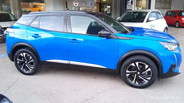 Peugeot 2008 BlueHDi 130 S&S EAT8 GT - foto 2 di 4