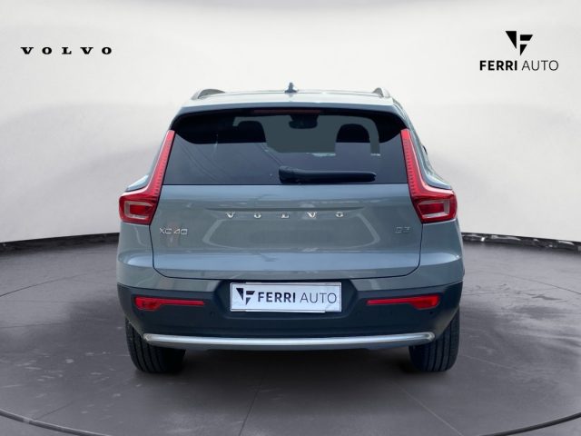 Volvo XC40 B3 automatico Essential - foto 4 di 4