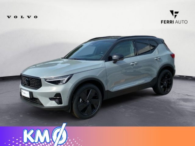 Volvo XC40 B3 automatico Ultra Black Edition km 0 a TAVAGNACCO