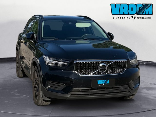 Volvo XC40 T2 Geartronic Momentum Core - foto 4 di 4
