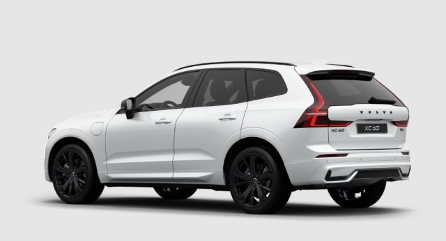 Volvo XC60 T6 AWD automatico Plus Black Edition - foto 3 di 4