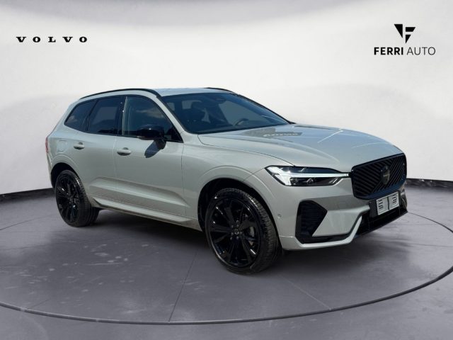 Volvo XC60 B5 AWD automatico Plus Black Edition - foto 4 di 4