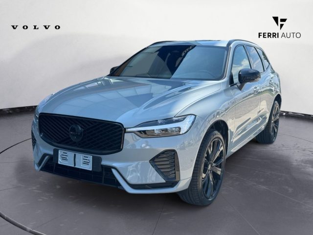 Volvo XC60 B5 AWD automatico Plus Black Edition - foto 2 di 4