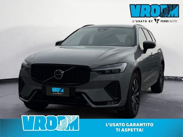 Volvo XC60 B5 AWD automatico Plus Dark usato a TAVAGNACCO