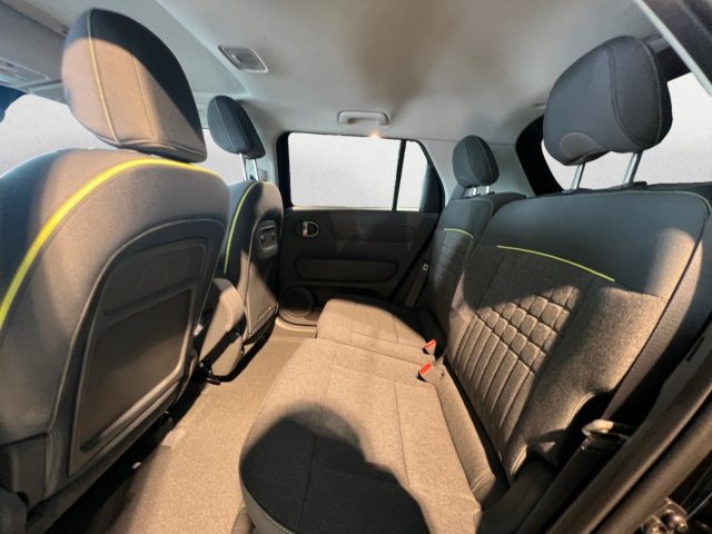 Hyundai Inster Cross 49 kWh - foto 2 di 4